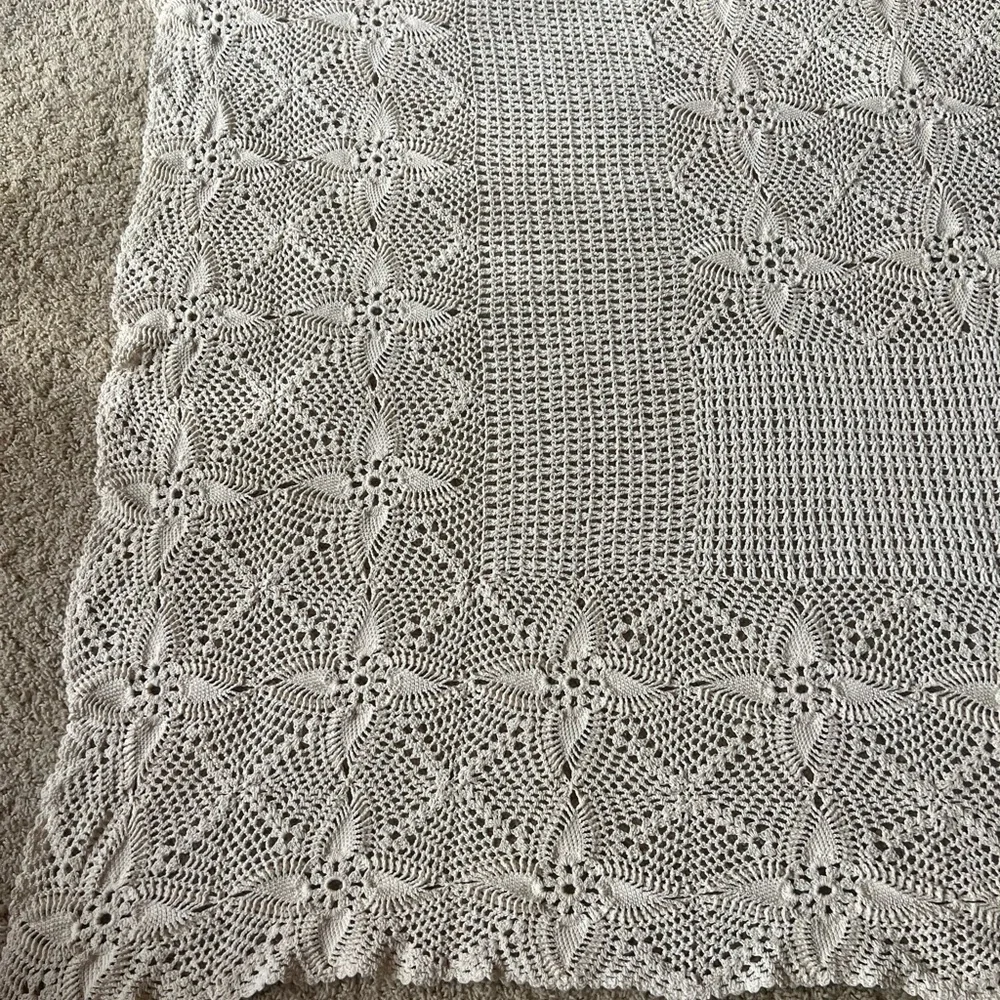 Vintage Hand Crochet & Lace Beige Off-White Bedspread Cottage SHABBY CHIC